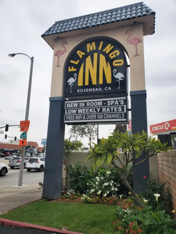 Flamingo Inn 4